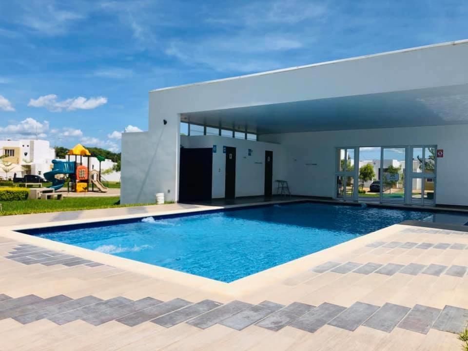 Moderna Casa Amueblada En Residencial Privada Villa San Miguel Esterno foto